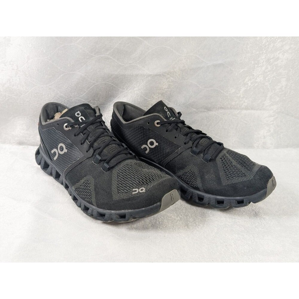 On Cloud X Men’s Size 8.5 Black Asphalt Athletic Running Shoes Lightweight